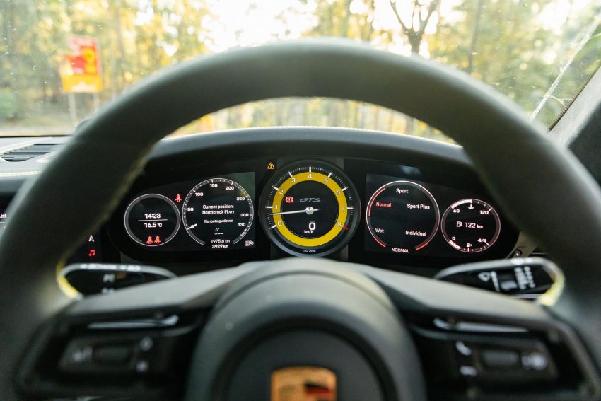 2022 Porsche 911 Carrera GTS - Interior, Steering Wheel Wallpaper 850x567 #59