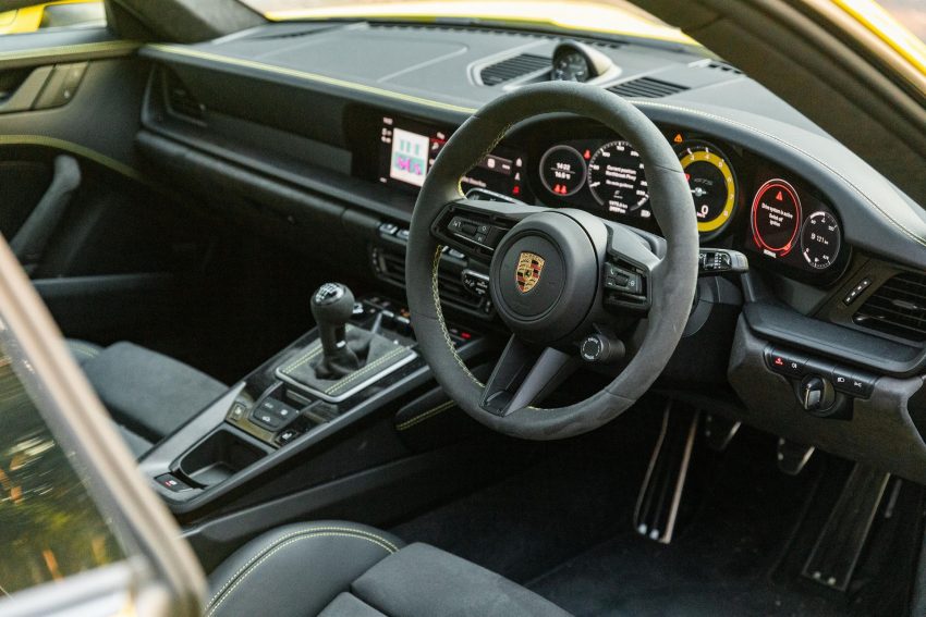 2022 Porsche 911 Carrera GTS - Interior Wallpaper 850x567 #54