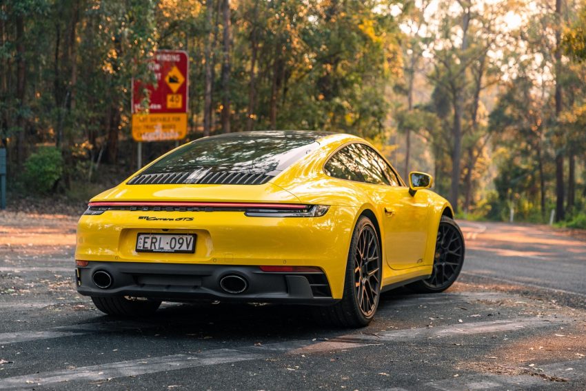 2022 Porsche 911 Carrera GTS - Rear Wallpaper 850x567 #37