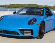 2022 Porsche 911 Targa 4 GTS - Front Three-Quarter Wallpaper 190x150