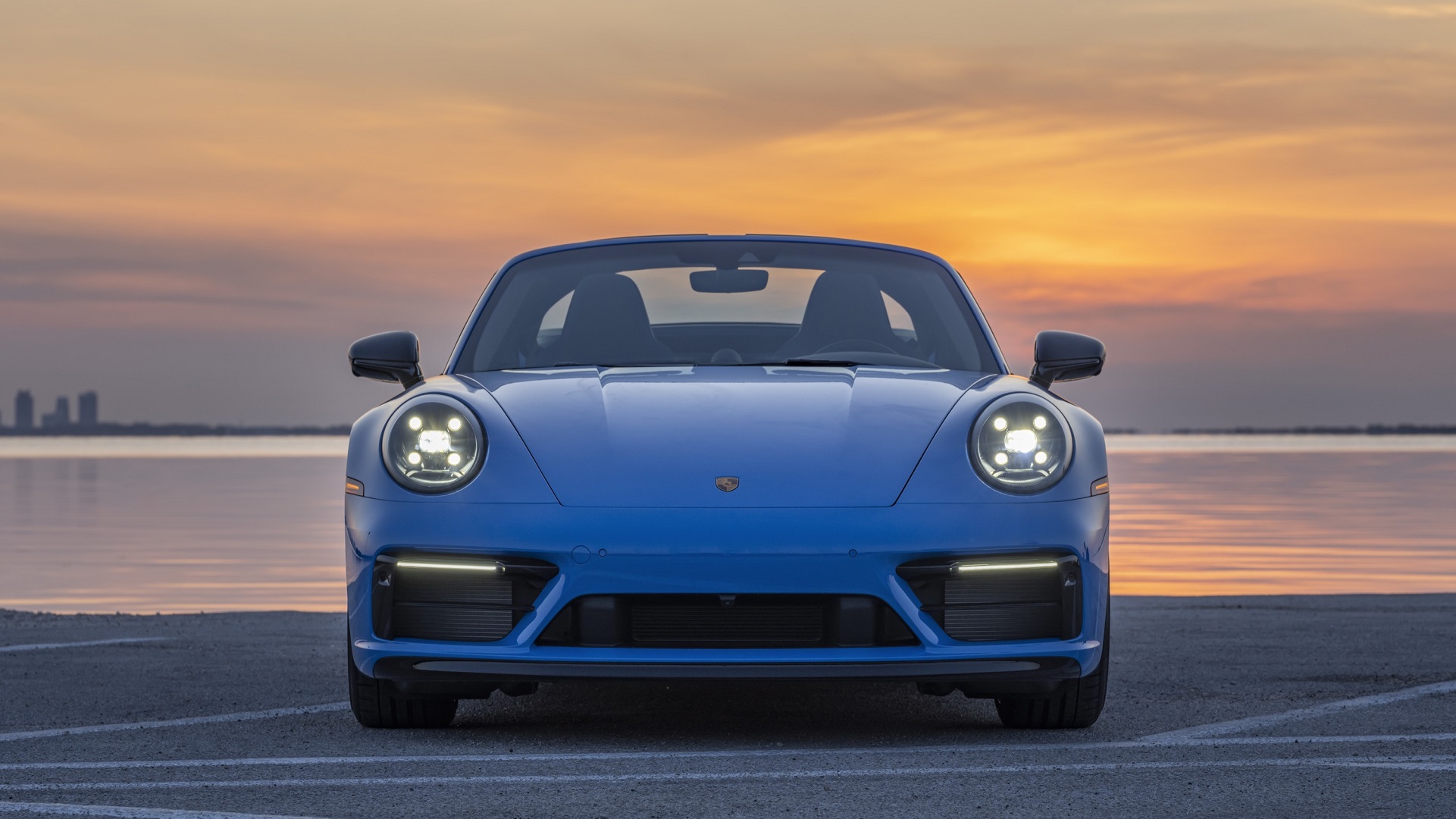 Download 2022 Porsche 911 Targa 4 GTS - Front HD Wallpaper 1921x1080 #73