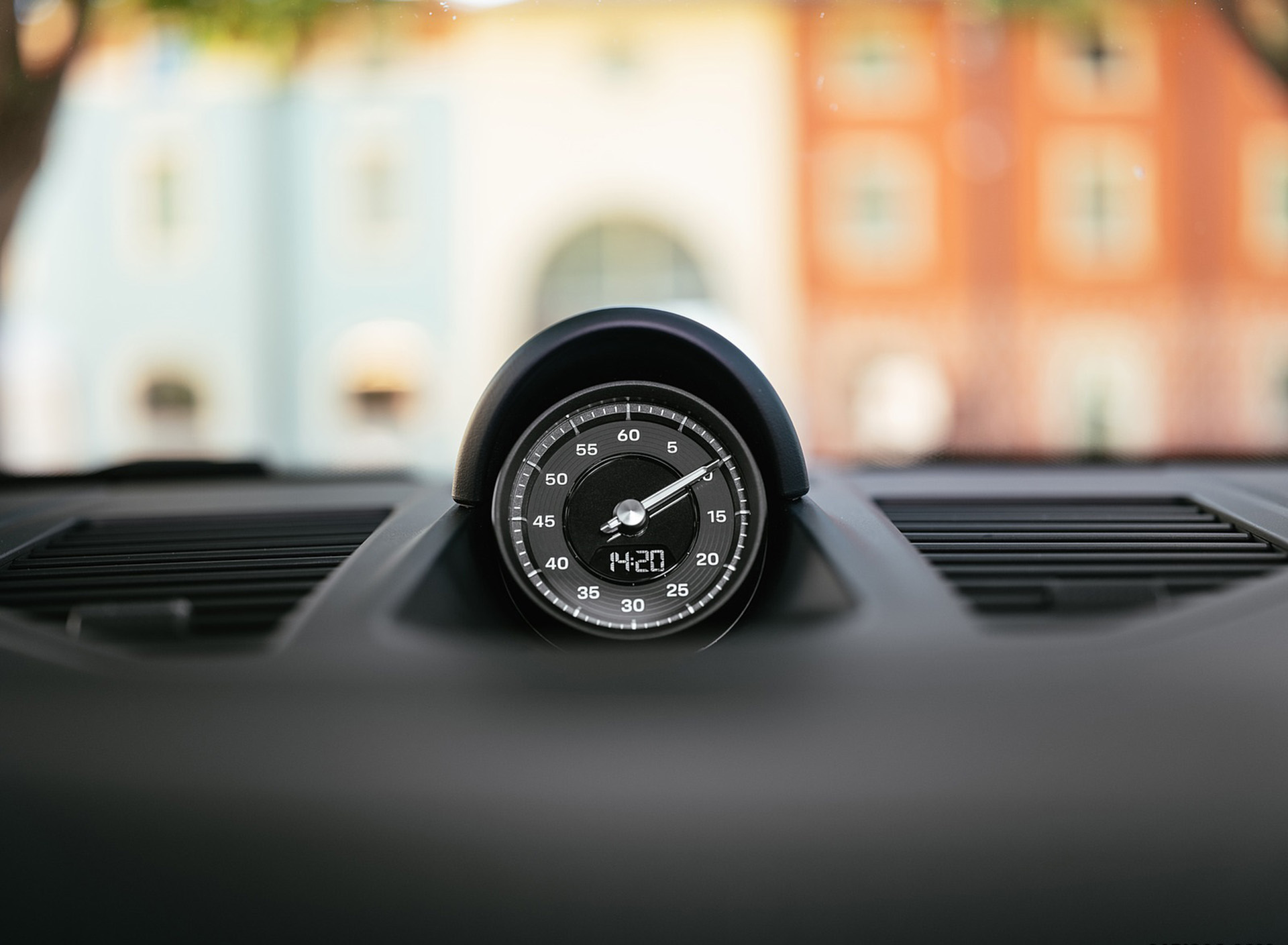 Download 2022 Porsche 911 Targa 4 GTS - Interior, Detail HD Wallpaper 1920x1409 #66