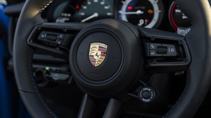 2022 Porsche 911 Targa 4 GTS - Interior, Steering Wheel Wallpaper 850x478 #88