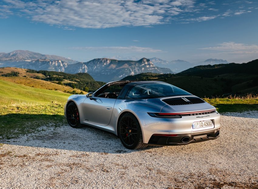 2022 Porsche 911 Targa 4 GTS - Rear Three-Quarter Wallpaper 850x624 #44