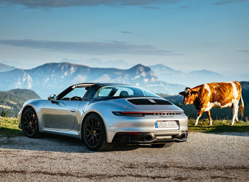 2022 Porsche 911 Targa 4 GTS - Rear Three-Quarter Wallpaper 850x624 #50