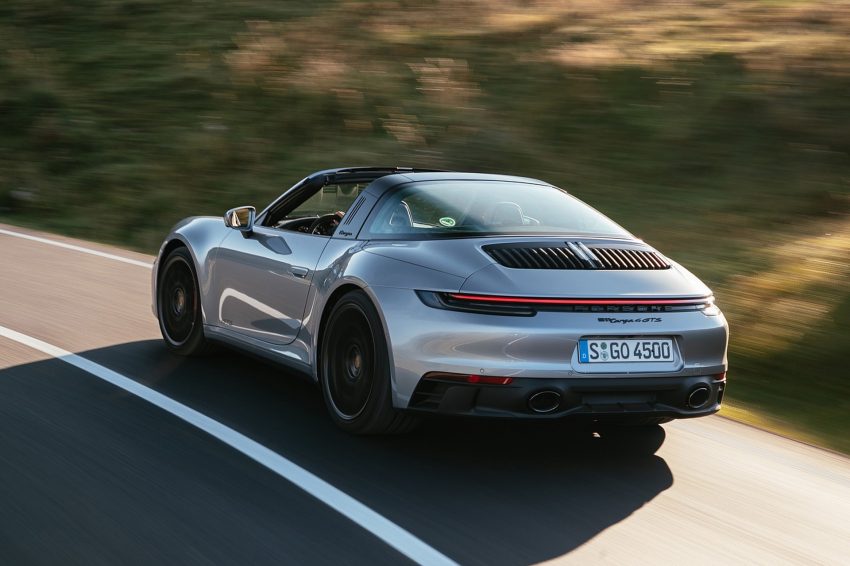 2022 Porsche 911 Targa 4 GTS - Rear Three-Quarter Wallpaper 850x566 #28