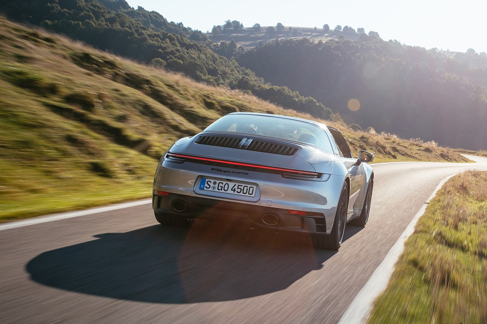 Download 2022 Porsche 911 Targa 4 GTS - Rear HD Wallpaper 1920x1280 #35