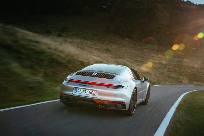 2022 Porsche 911 Targa 4 GTS - Rear Wallpaper 850x567 #25