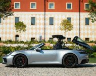 2022 Porsche 911 Targa 4 GTS - Side Wallpaper 190x150