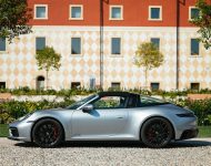 2022 Porsche 911 Targa 4 GTS - Side Wallpaper 190x150
