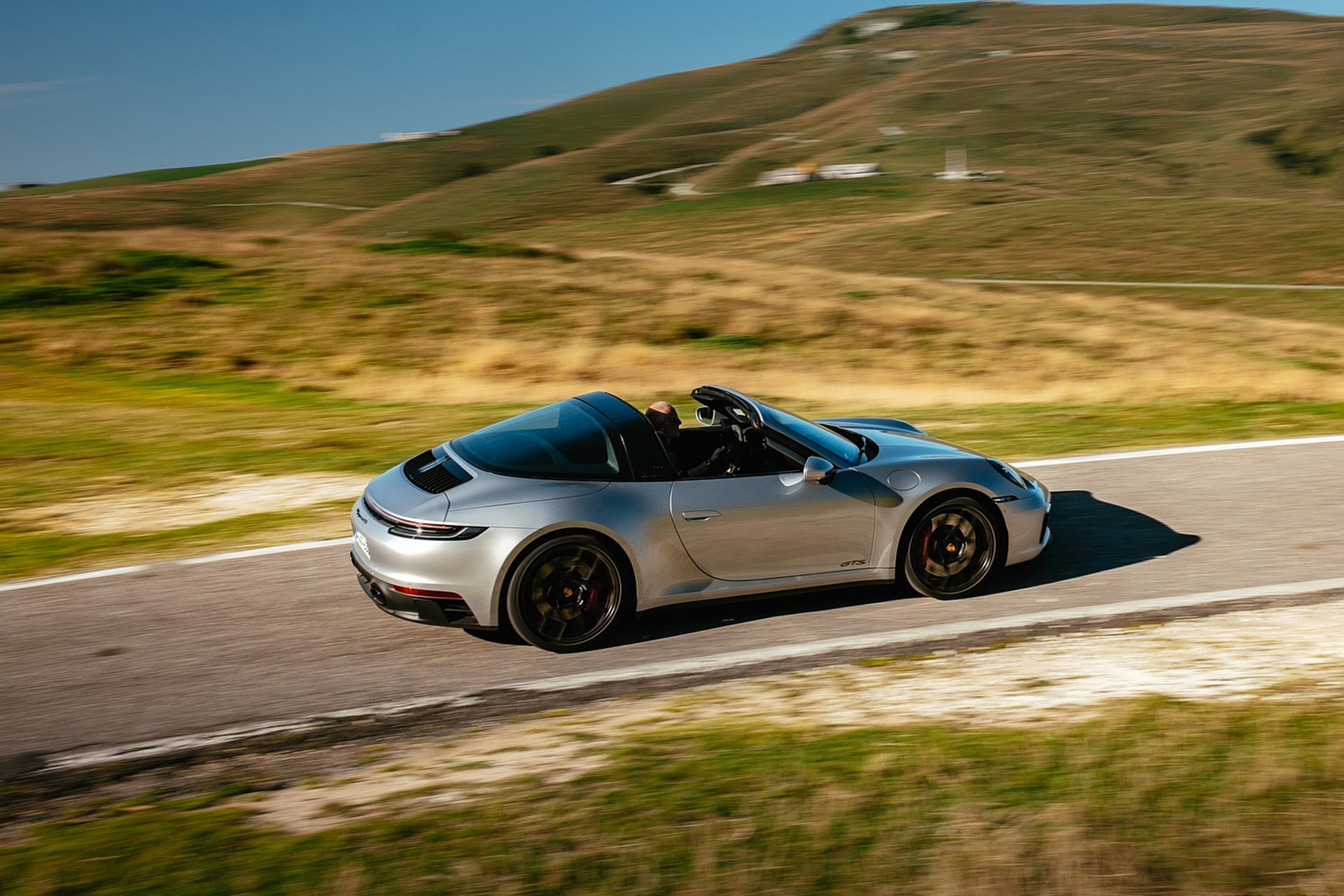 Download 2022 Porsche 911 Targa 4 GTS - Side HD Wallpaper 1920x1280 #39