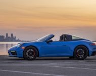 2022 Porsche 911 Targa 4 GTS - Side Wallpaper 190x150