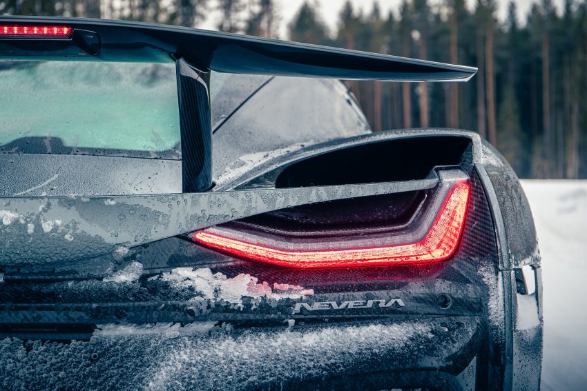 2022 Rimac Nevera - Tail Light Wallpaper 850x567 #96