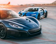 2022 Rimac Nevera and Bugatti Chiron - Front Wallpaper 190x150