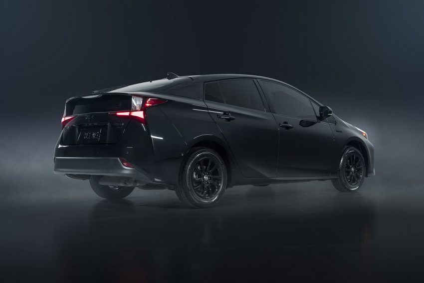 2022 Toyota Prius Nightshade Edition - Rear Three-Quarter Wallpaper 850x567 #5