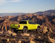 2022 Toyota Tacoma TRD Pro - Rear Three-Quarter Wallpaper 190x150