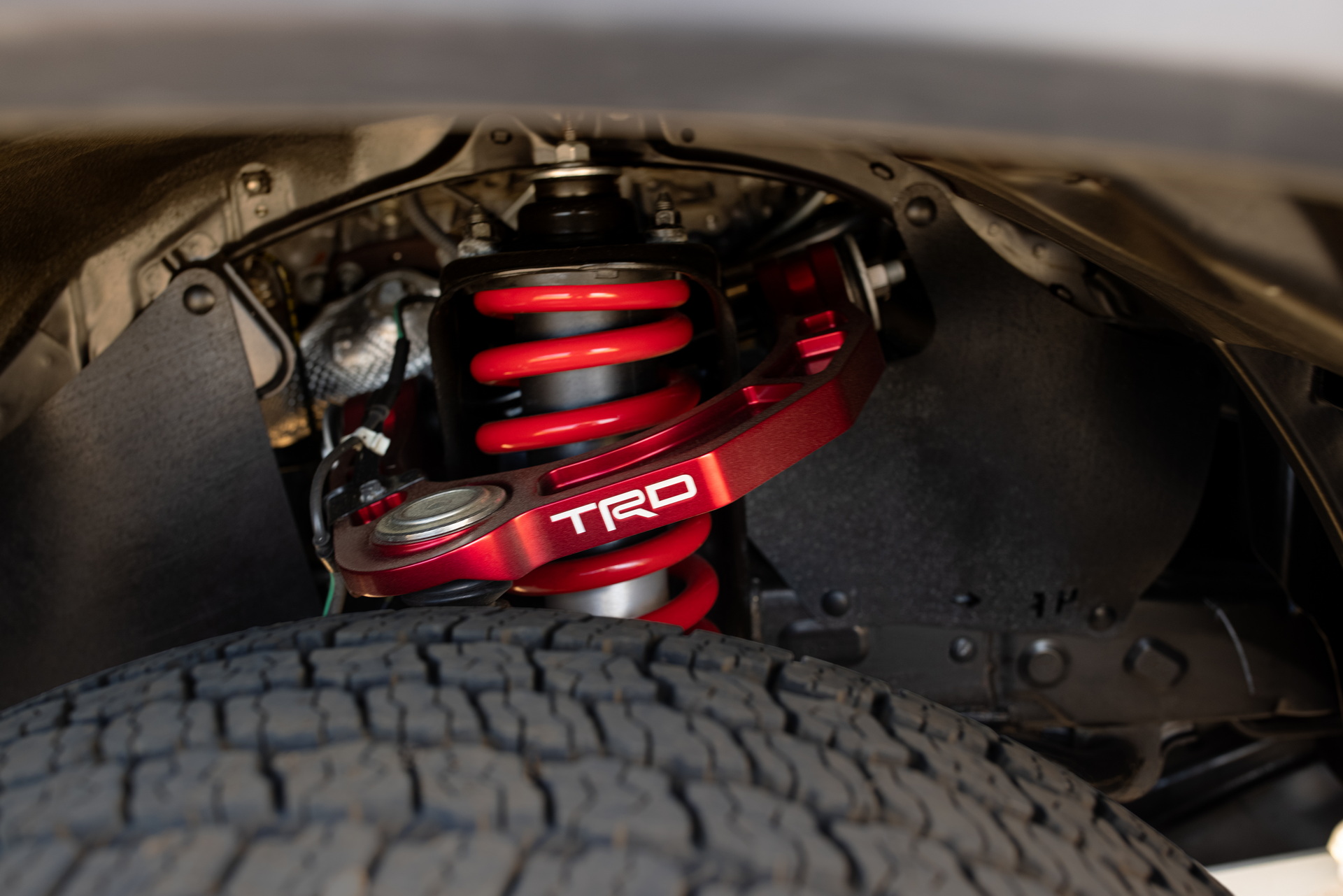 Download 2022 Toyota Tacoma TRD Pro - Suspension HD Wallpaper 1920x1281 #7