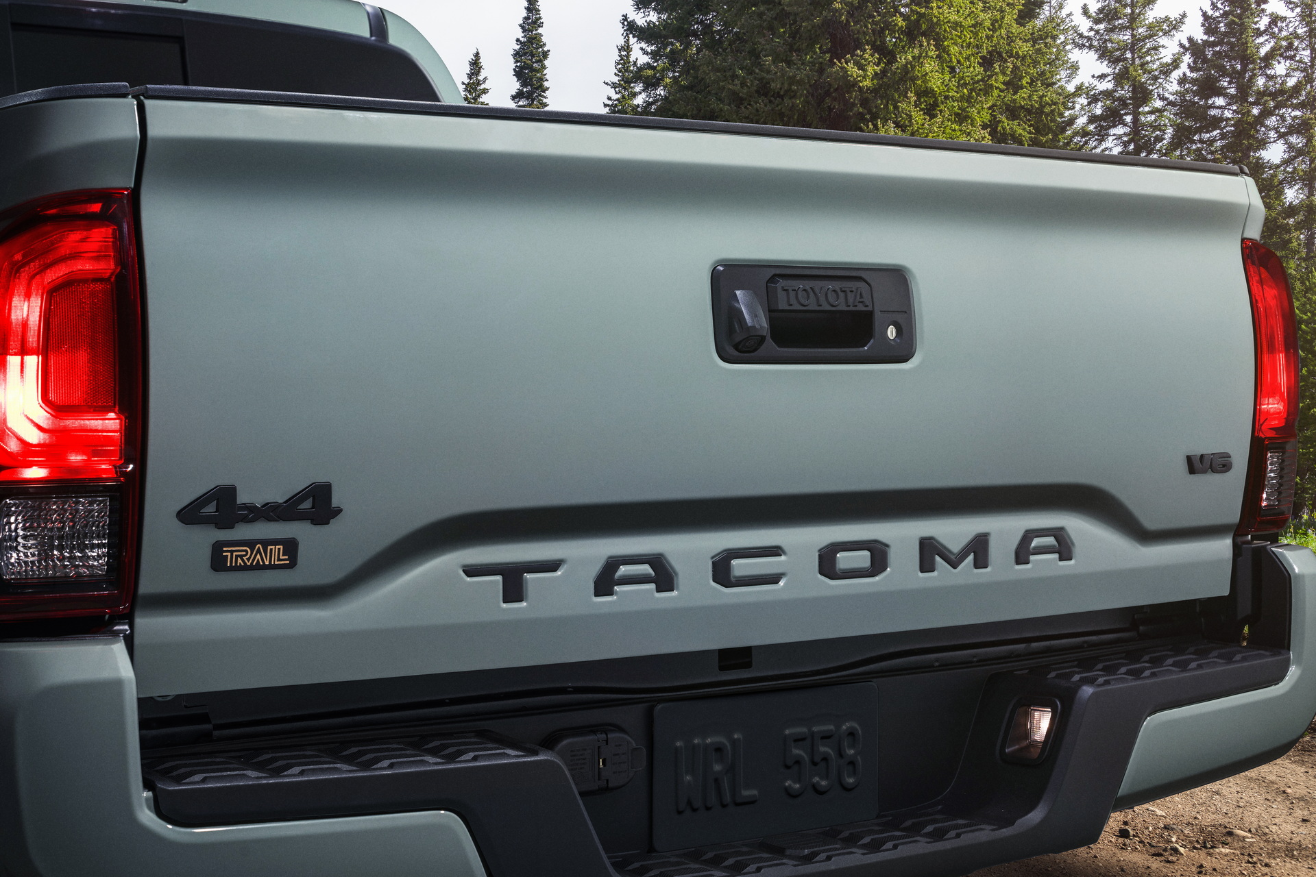 Download 2022 Toyota Tacoma Trail Edition 4×4 - Detail HD Wallpaper 1920x1280 #8