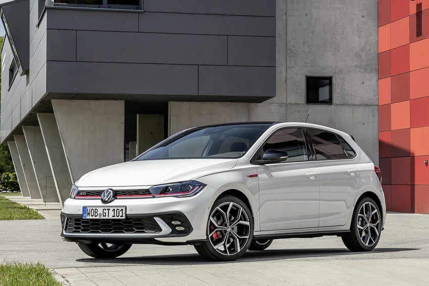 2022 Volkswagen Polo GTI - Front Three-Quarter Wallpaper 850x567 #11