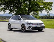 2022 Volkswagen Polo GTI - Front Three-Quarter Wallpaper 190x150