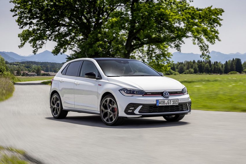2022 Volkswagen Polo GTI - Front Three-Quarter Wallpaper 850x567 #14