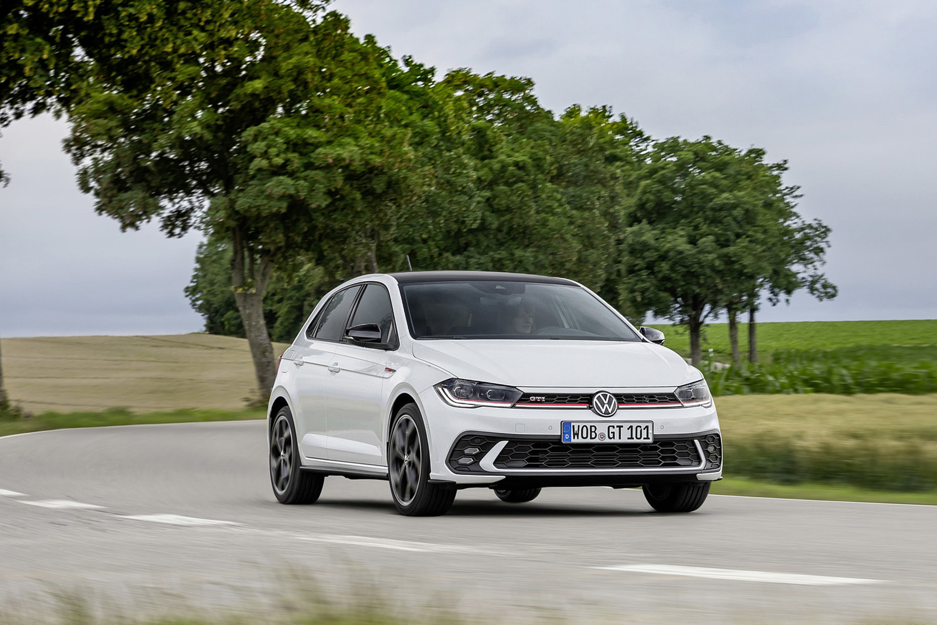 Download 2022 Volkswagen Polo GTI - Front HD Wallpaper 1921x1281 #7