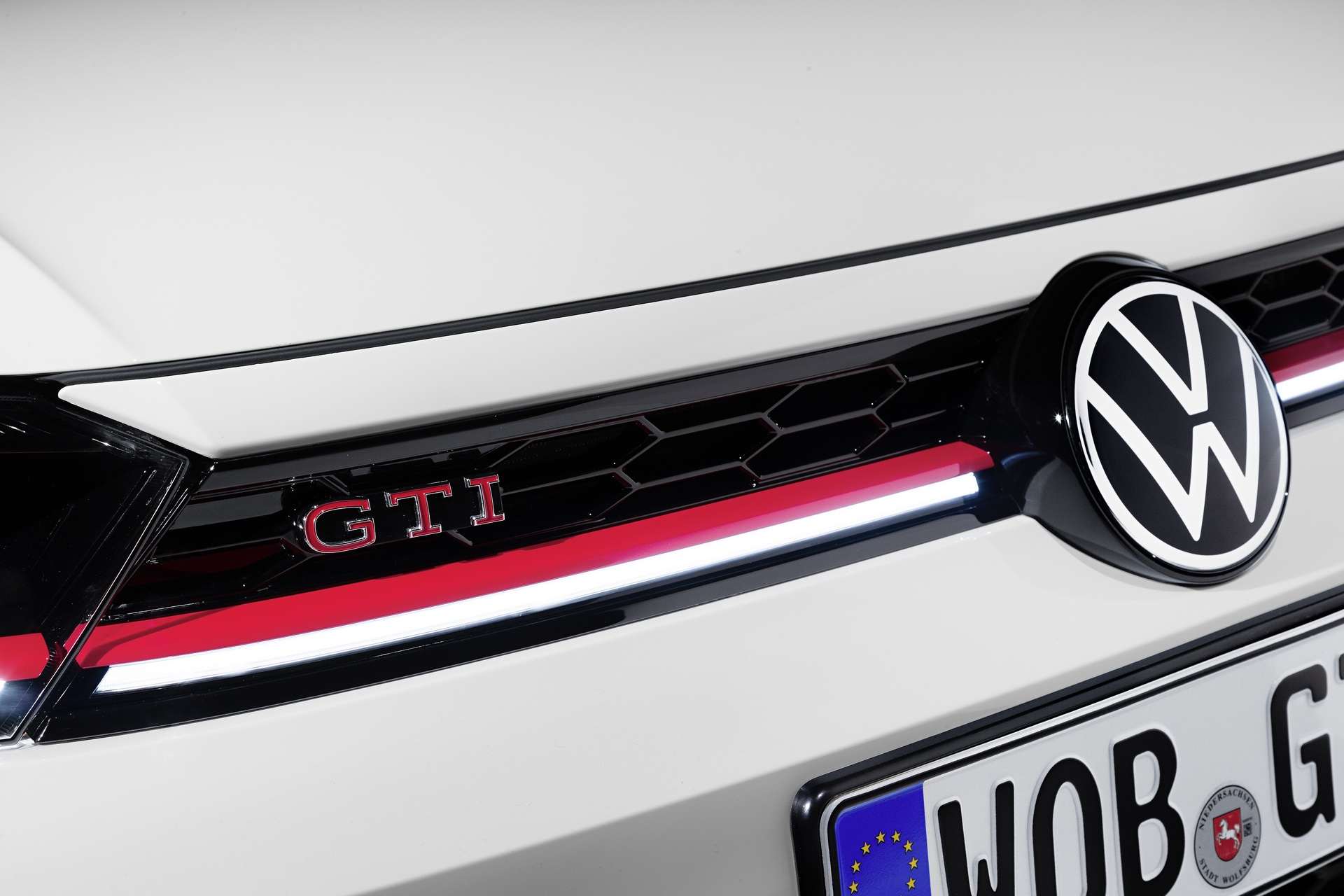 Download 2022 Volkswagen Polo GTI - Grill HD Wallpaper 1920x1280 #32