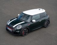 2021 Mini JCW Anniversary Edition - Front Three-Quarter Wallpaper 190x150