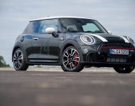 2021 Mini JCW Anniversary Edition - Front Three-Quarter Wallpaper 190x150