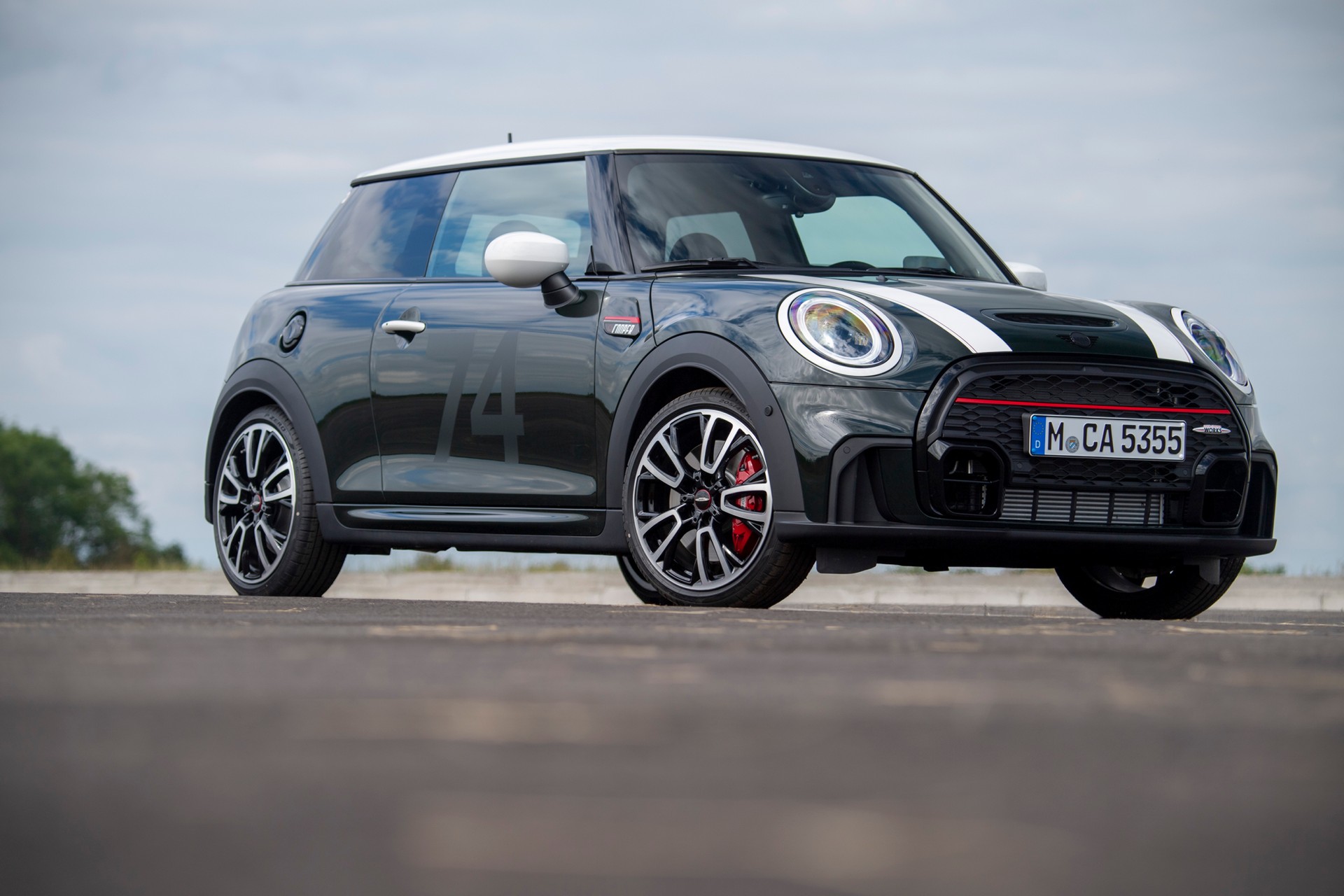 Download 2021 Mini JCW Anniversary Edition - Front Three-Quarter HD Wallpaper 1920x1280 #7