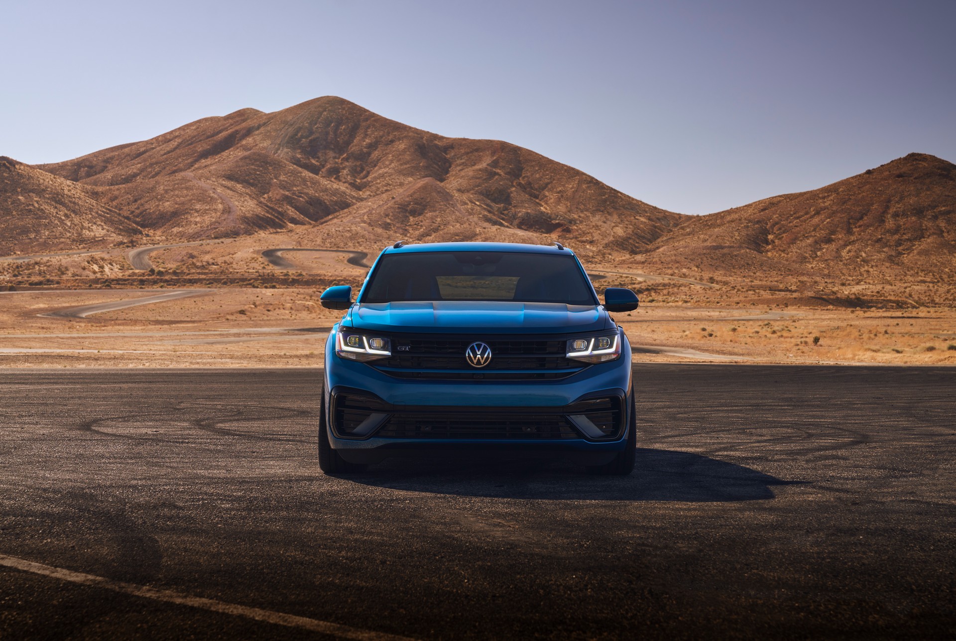 Download 2021 Volkswagen Atlas Cross Sport GT Concept - Front HD Wallpaper 1920x1287 #9