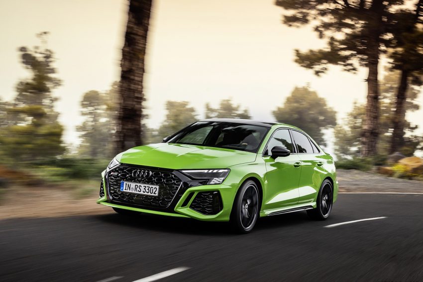 2022 Audi RS3 Sedan - Front Three-Quarter Wallpaper 850x567 #3
