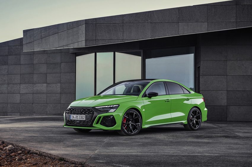 2022 Audi RS3 Sedan - Front Three-Quarter Wallpaper 850x566 #15