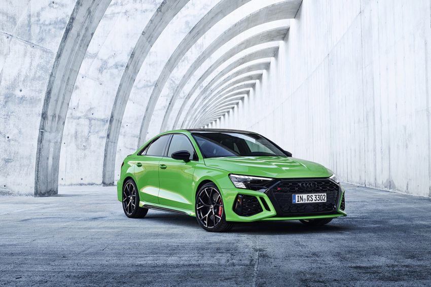 2022 Audi RS3 Sedan - Front Three-Quarter Wallpaper 850x566 #41