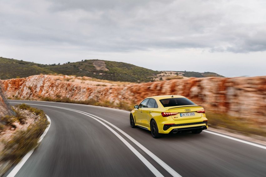 2022 Audi RS3 Sedan - Rear Three-Quarter Wallpaper 850x567 #109