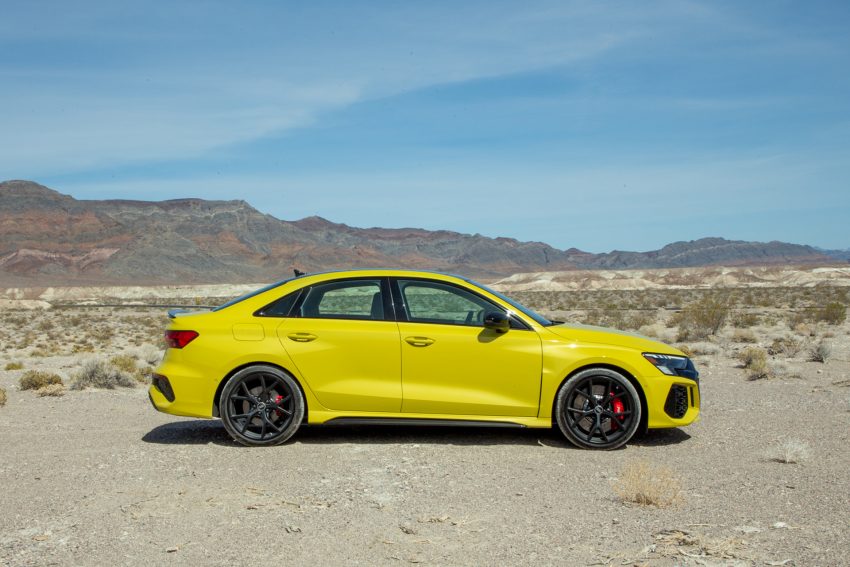 2022 Audi RS3 Sedan - Side Wallpaper 850x567 #154