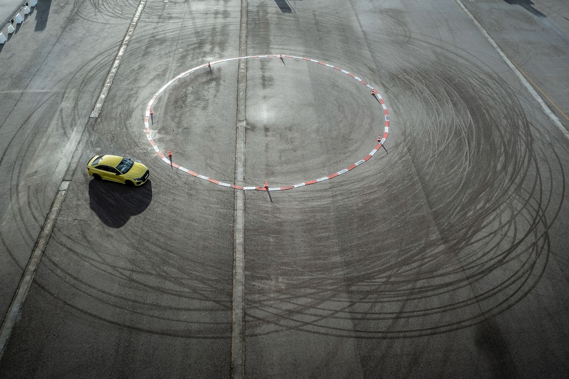 Download 2022 Audi RS3 Sedan - Top HD Wallpaper 1921x1280 #122