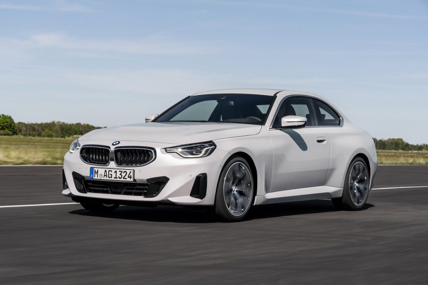 2022 BMW 2 Series Coupe - Front Three-Quarter HD Wallpapers 850x567 #1 2022 BMW 2 Series Coupe - Front Three-Quarter Wallpaper 850x567 #1