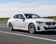 2022 BMW 2 Series Coupe - Front Three-Quarter Wallpaper 190x150