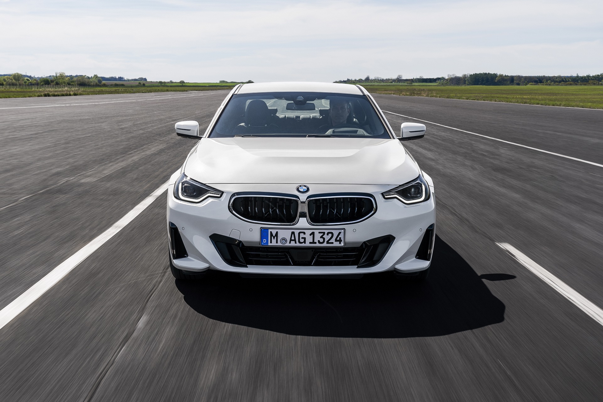 Download 2022 BMW 2 Series Coupe - Front HD Wallpaper 1921x1281 #5