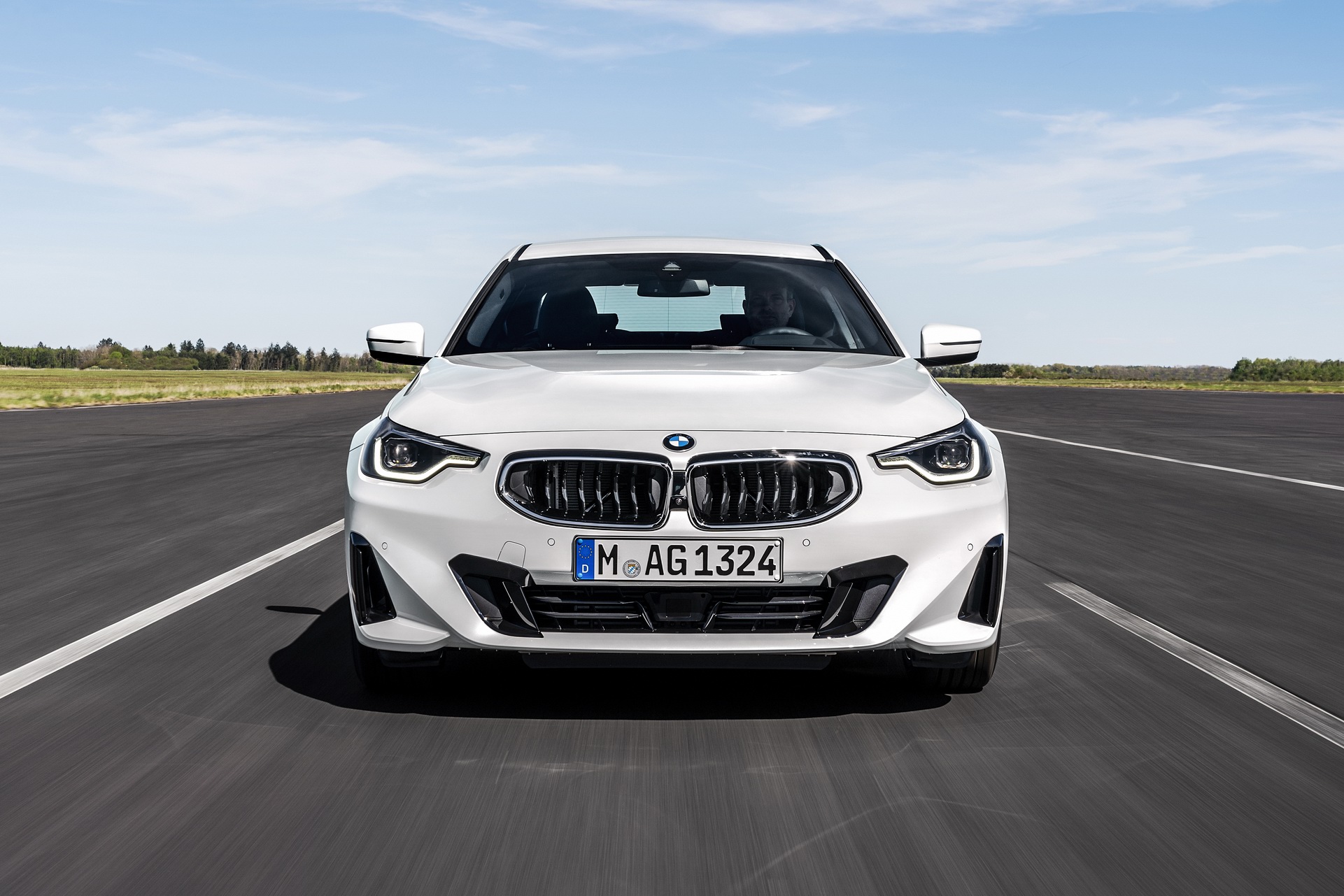 Download 2022 BMW 2 Series Coupe - Front HD Wallpaper 1921x1281 #11