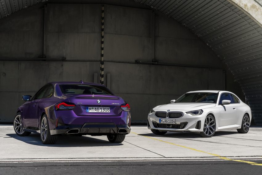 2022 BMW 2 Series Coupe and 2022 BMW M240i Coupe Wallpaper 850x567 #34