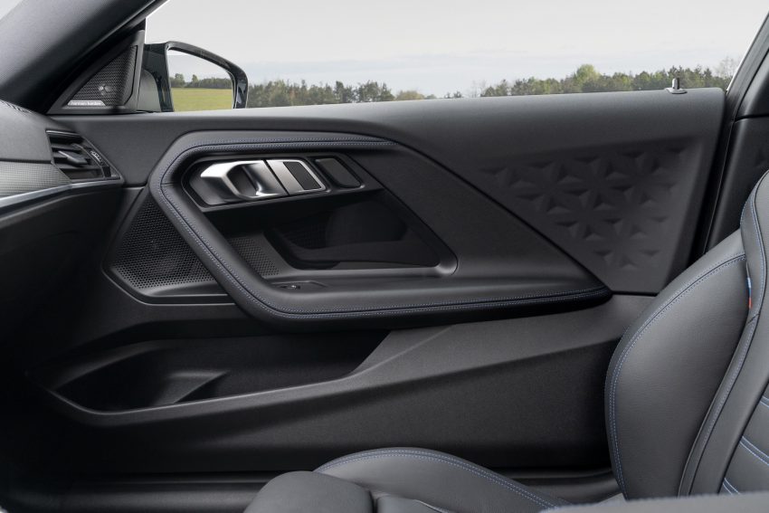 2022 BMW M240i xDrive Coupe - Interior, Detail Wallpaper 850x567 #47