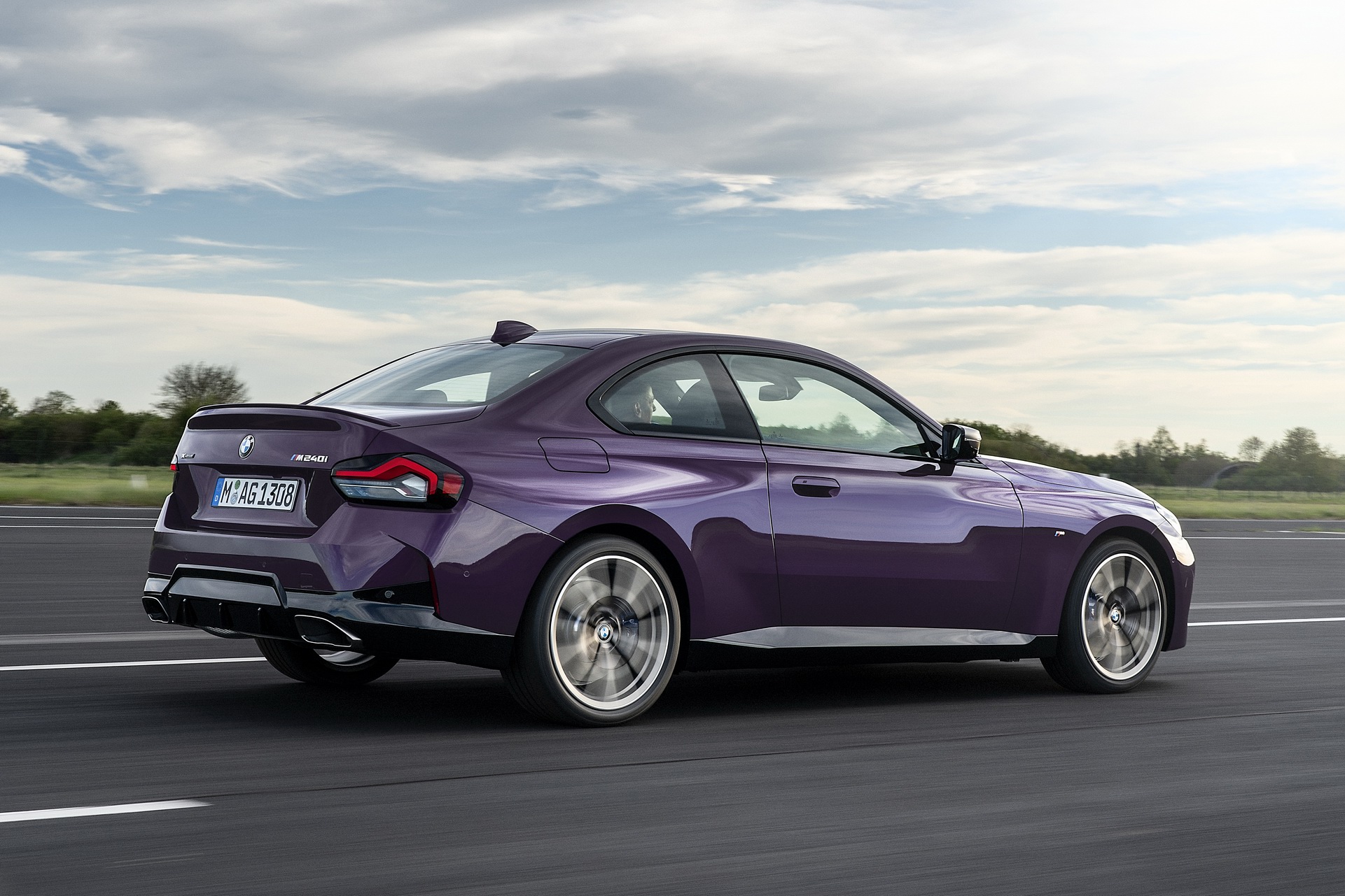 Download 2022 BMW M240i xDrive Coupe - Rear Three-Quarter HD Wallpaper 1921x1281 #6