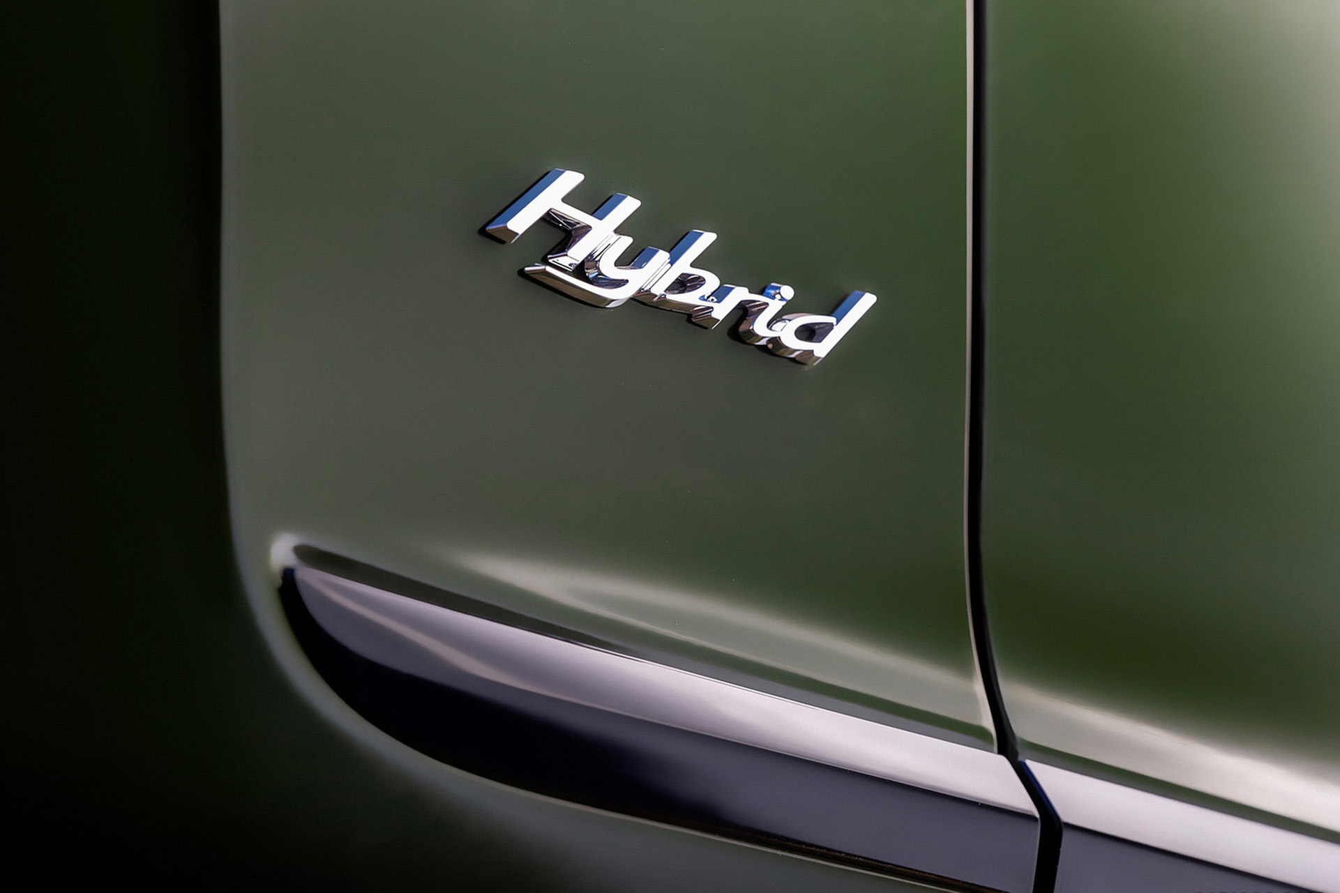 Download 2022 Bentley Flying Spur Hybrid - Badge HD Wallpaper 1921x1281 #93