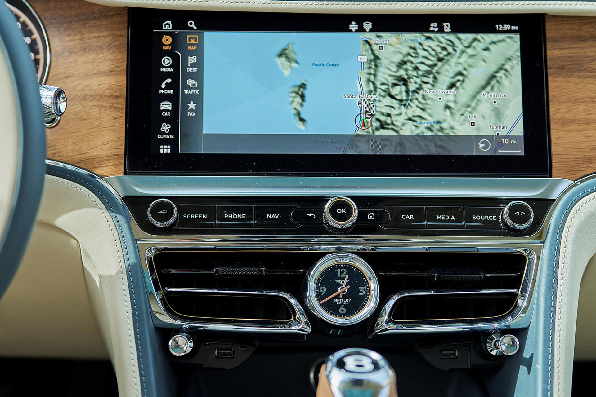 Download 2022 Bentley Flying Spur Hybrid - Central Console HD Wallpaper 1921x1281 #121