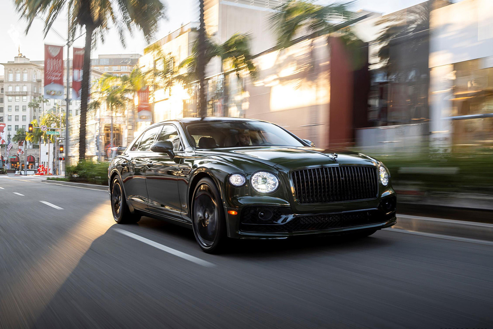Download 2022 Bentley Flying Spur Hybrid - Front Three-Quarter HD Wallpaper 1921x1281 #69