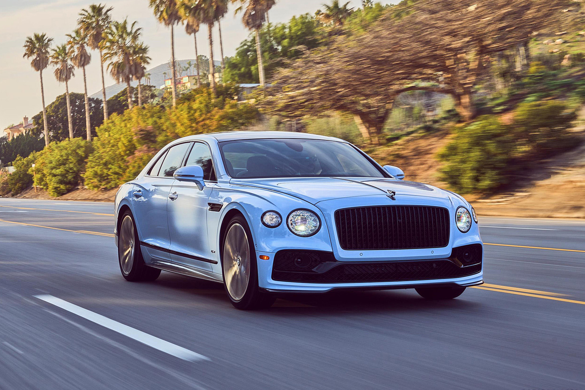Download 2022 Bentley Flying Spur Hybrid - Front Three-Quarter HD Wallpaper 1921x1281 #15