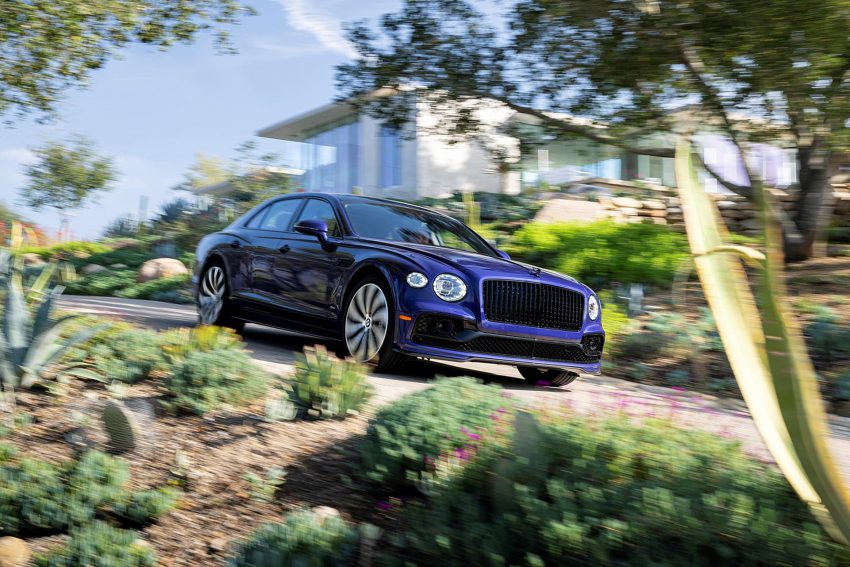 2022 Bentley Flying Spur Hybrid - Front Three-Quarter Wallpaper 850x567 #56