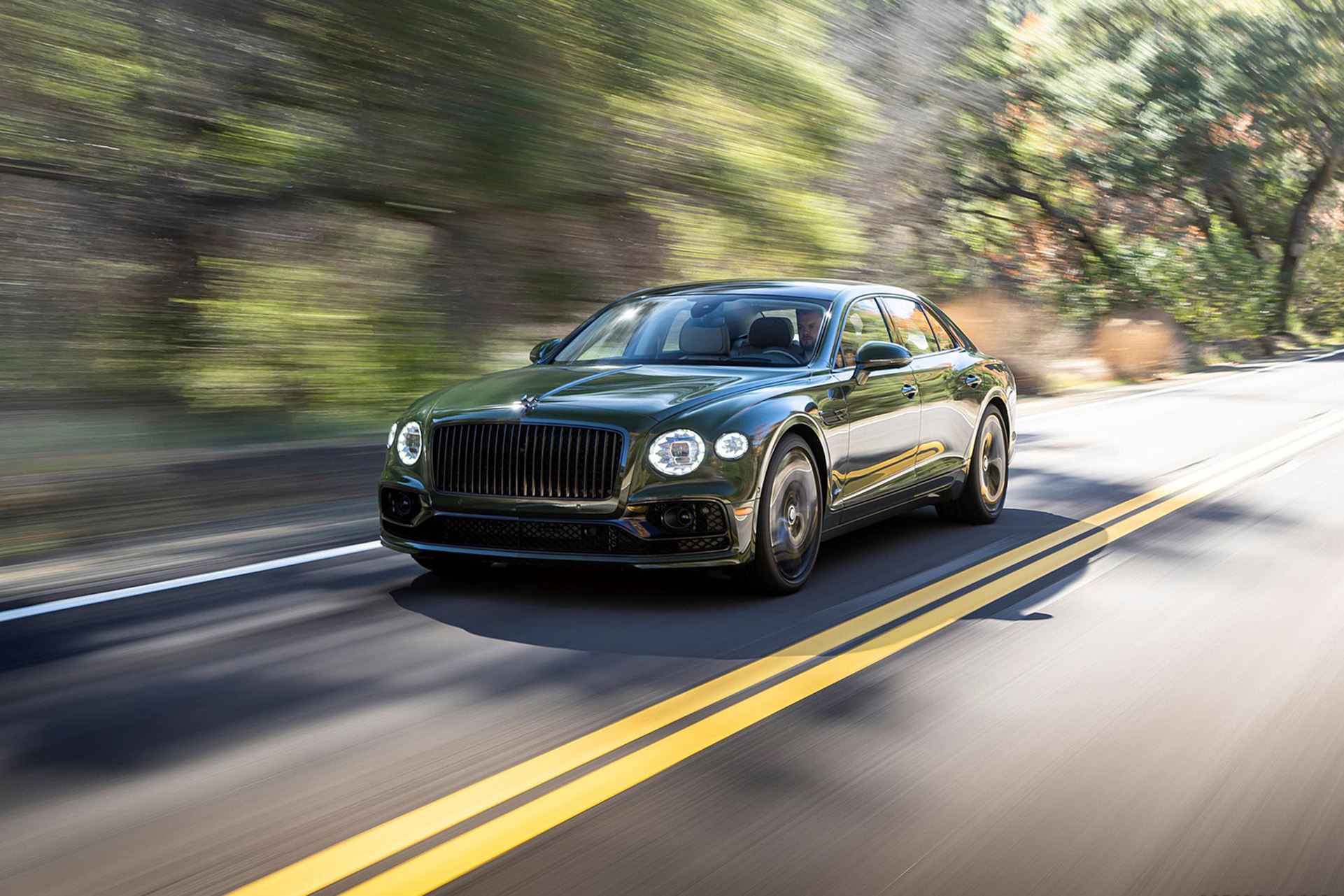 Download 2022 Bentley Flying Spur Hybrid - Front Three-Quarter HD Wallpaper 1921x1281 #25